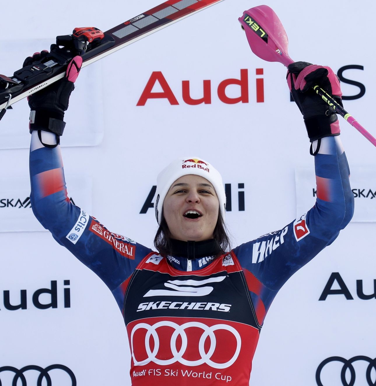 Trijumfom u slalomu u francuskom Courchevelu, izvrsna Zrinka Ljutić ostvarila treću pobjedu u Svjetskom kupu