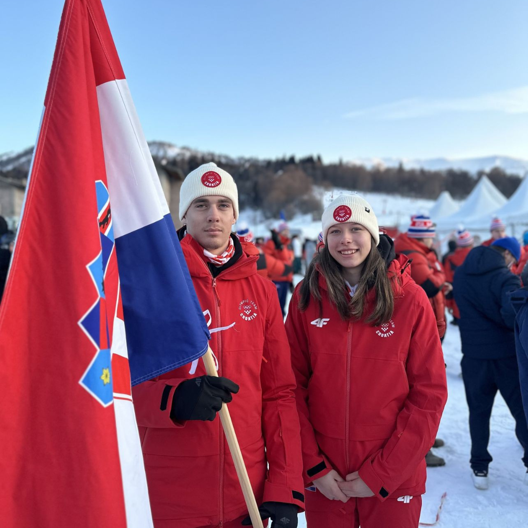 U Bakurianiju održana svečanost otvaranja XVII. zimskog EYOF-a; hrvatsku zastavu nosili skijaš Ziggy Vrdoljak i biatlonka Ema Sobol