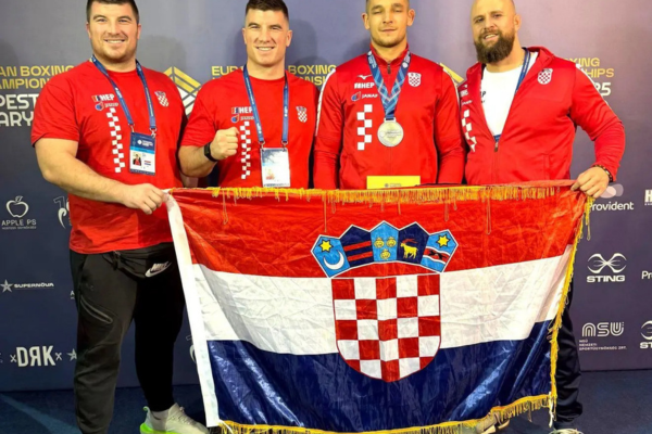 Boksač Marko Perković europski U-23 doprvak u superteškoj kategoriji