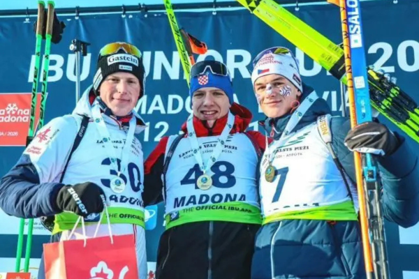 Biatlonac Matija Legović sjajno brusi formu za ZOI u juniorskom Svjetskom kupu