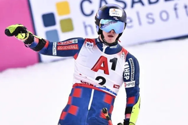 Filipu Zubčiću 7. mjesto na slalomskoj utrci u Wengenu; u Top 20 i Istok Rodeš