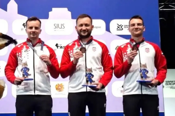 Hrvatski strijelci (Maričić, Sikavica, Gorša) osvojili brončano odličje na EP-u u Armeniji