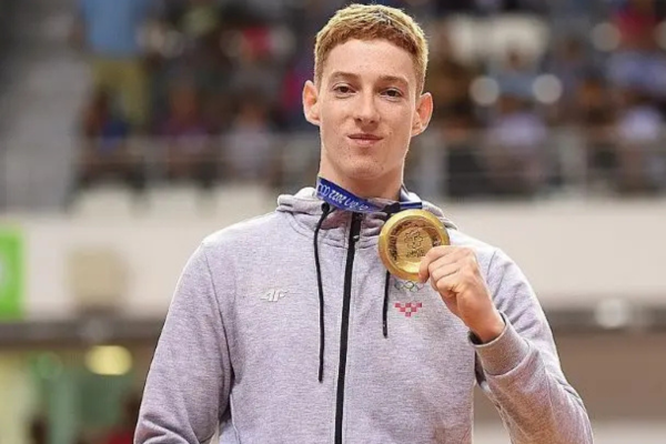 Gimnastički 'komplet' na SK-u u Kopru - zlato Mateu Žugecu, srebro Tini Zelčić i bronca Tijani Korent