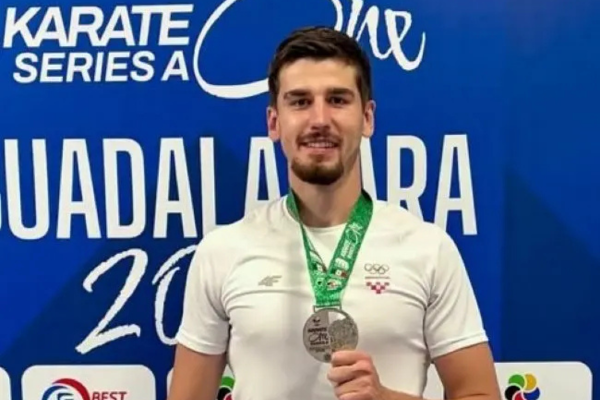 Karataš Enes Garibović osvojio srebrnu medalju na turniru Serije A u meksičkoj Guadalajari