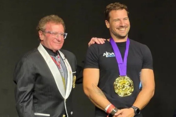 Ronilac na dah Vitomir Maričić kao prvi Hrvat primljen u Međunarodnu sportsku kuću slavnih u Las Vegasu