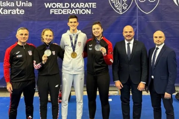 Viktor Kvesić svjetski kadetski prvak u karateu, a mlađe seniorke Sara Tomić i Korina Klarić svjetske doprvakinje