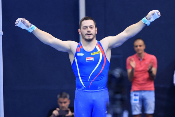 Pobjednički povratak olimpijca Tina Srbića - osvojio je zlato na preči na prestižnom Svjetskom kupu u Antalyji