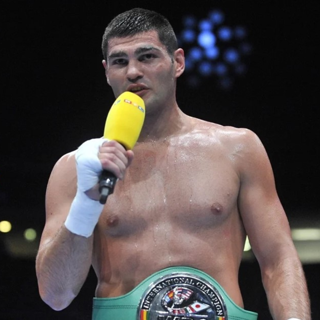 Najveći trijumf Filipa Hrgovića u profi-karijeri; jednoglasnom sudačkom odlukom pobijedio je Britanca Joycea